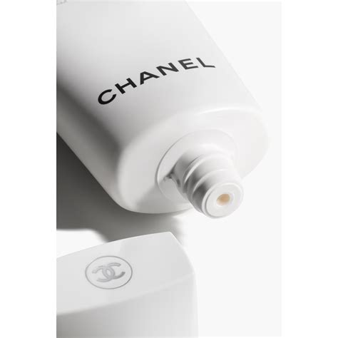 chanel brightening tri-phase makeup remover ingredients|chanel makeup cleanser.